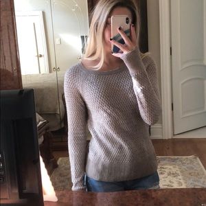 American Eagle crew neck sweater